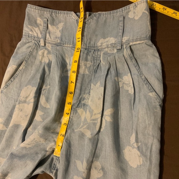 Urban Outfitters Ultra High Rise Botanical Jeans - Picture 5 of 7